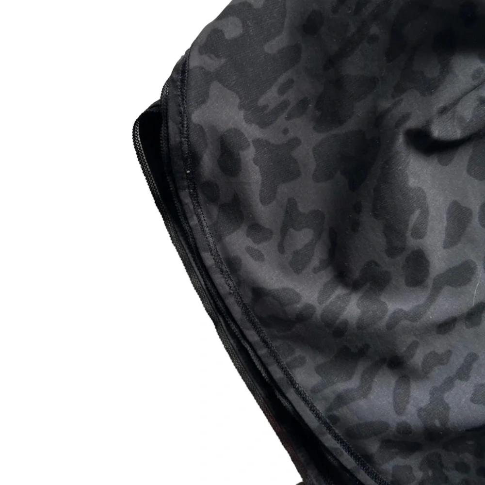 Lululemon Seek The Heat Short